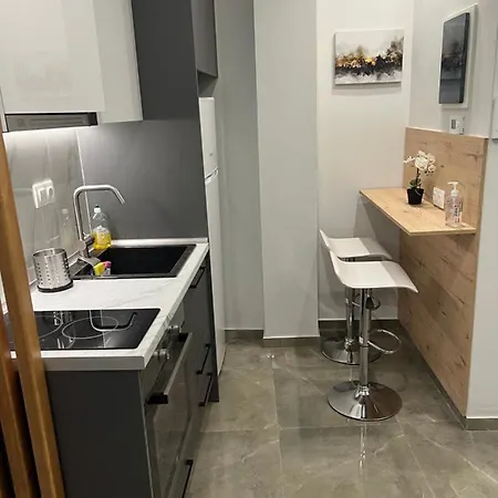 Km52 Luxury سالونيك