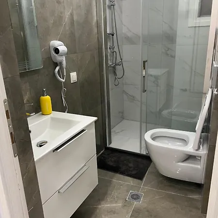 Km52 Luxury Apartment